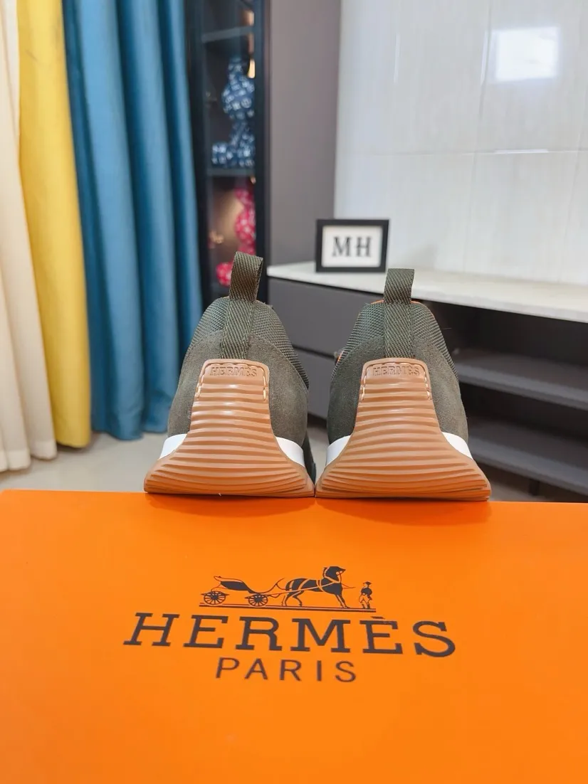 Men's shoes 💰440🌸🌸[HERMES] Hermès sneakers, the upper is made of calfskin and mesh, imported materials, full of texture, the lightweight sole is decorated with contrasting patterns, creating a versatile fashion style. Size: 38-44